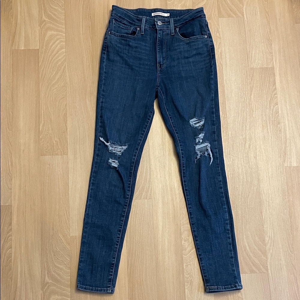 Levi's 721 High Rise Distressed Skinny Jeans